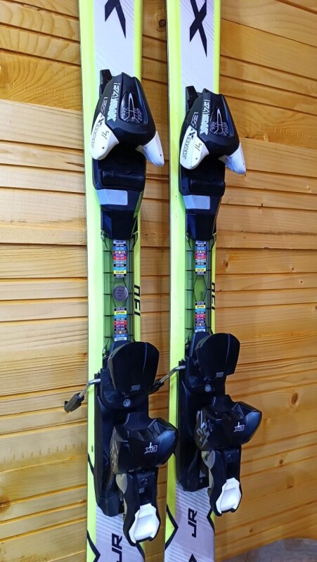LYŽE SALOMON XMAX JR 130CM
